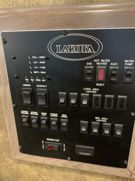 Used 2024 Lakota BH8416SR Horse Trailer