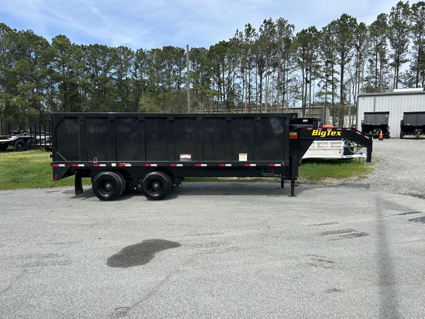 New 2027 Big Tex Trailers 25DU 25900# TD DU (8X20) 4SIDES Black 8 Slide in Ramps Dump Trailer