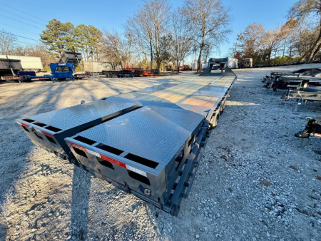 New 2026 Diamond C Trailers 25.9K FMAX212 Max Ramps 32'X102" Flatbed Trailer