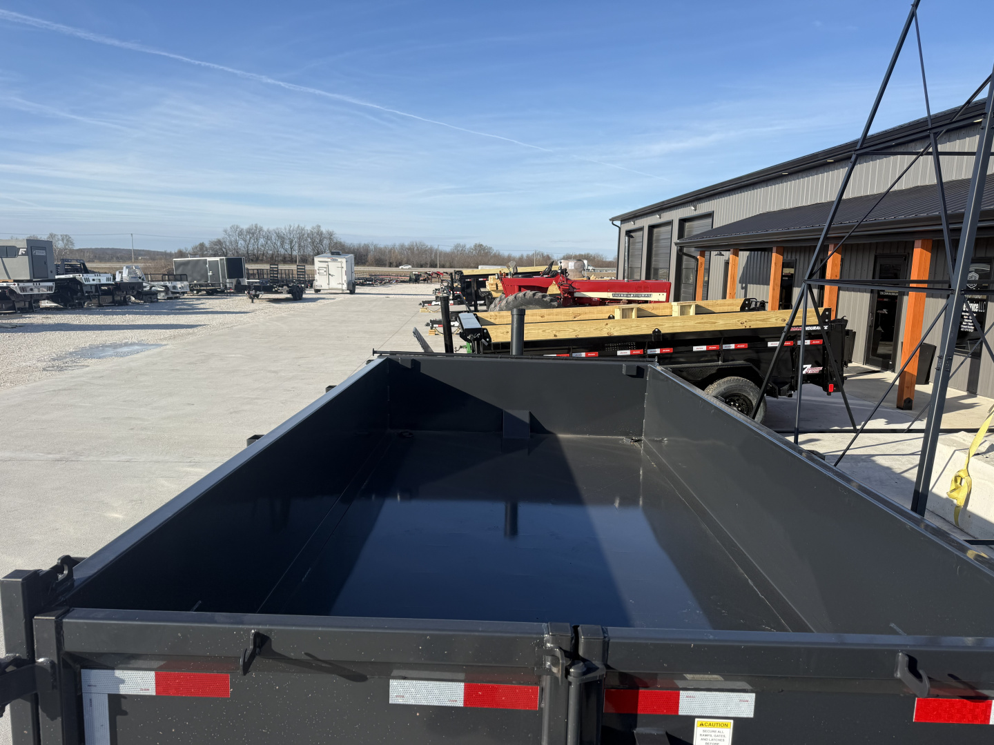 New 2026 Hillcrest Trailers 14714SD Dump Trailer