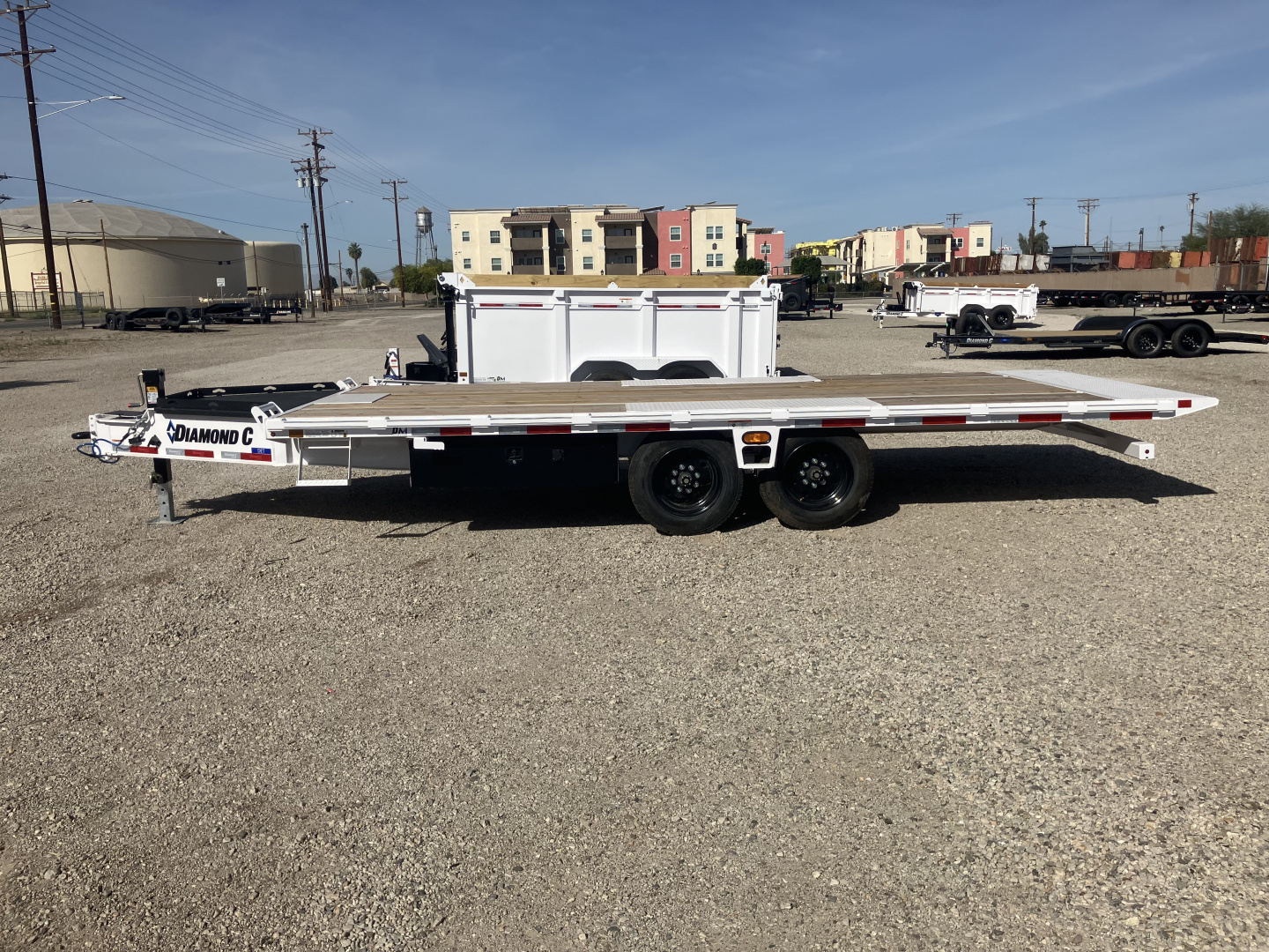 New 2026 Diamond C Trailers DET 207 20X102 Deckover Trailer