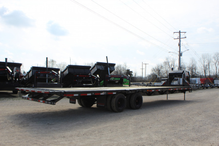 New 2026 MAXX-D YHX 36' Gooseneck Hydraulic Dovetail Trailer