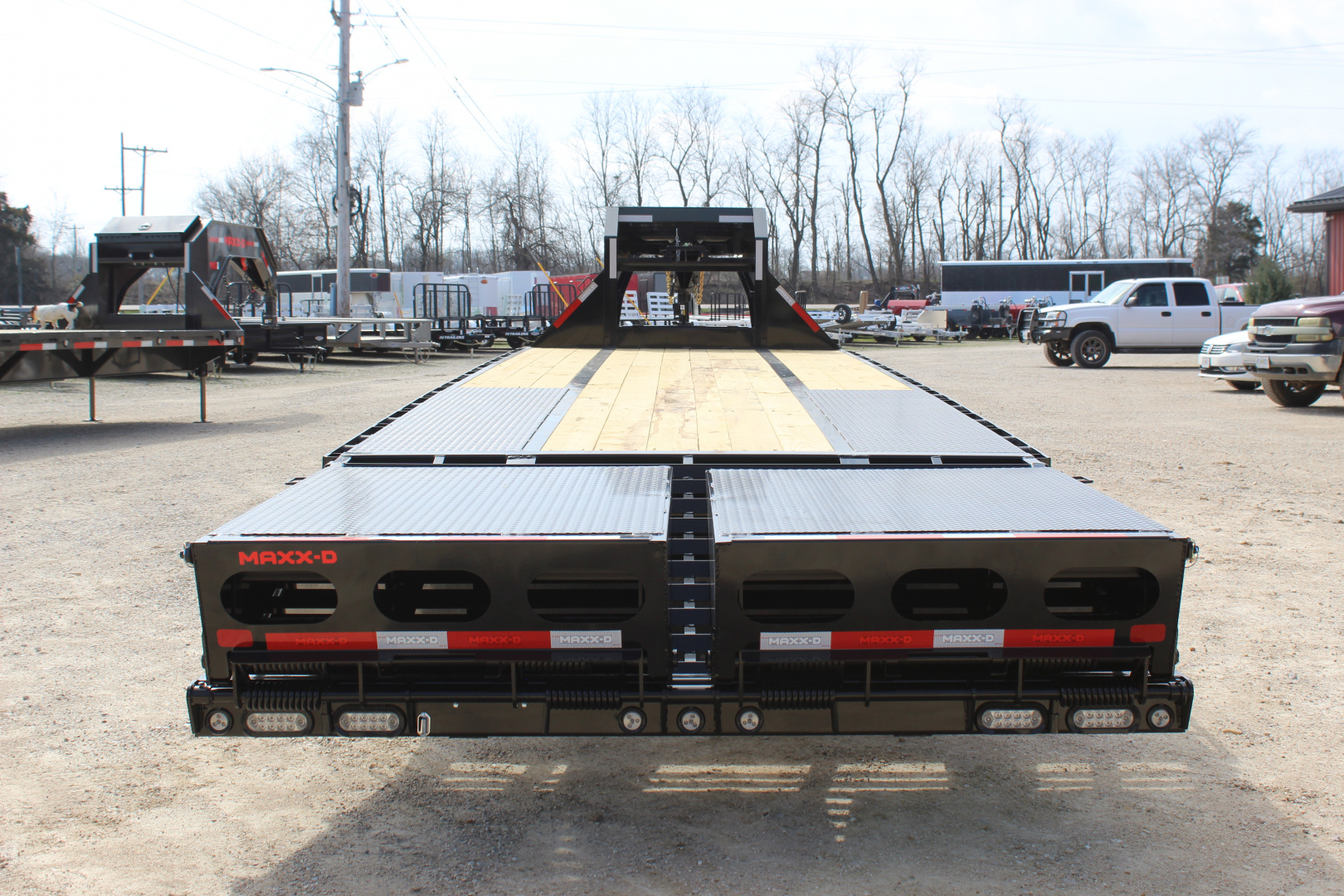 New 2026 MAXX-D LDX 28' Gooseneck Flatbed Trailer