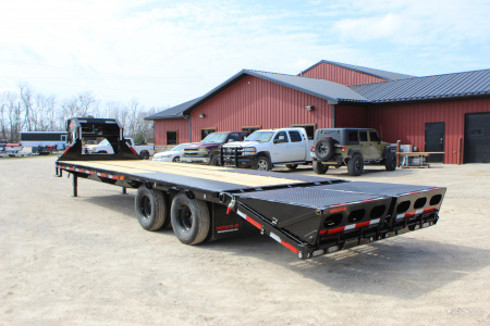 New 2026 MAXX-D LDX 28' Gooseneck Flatbed Trailer