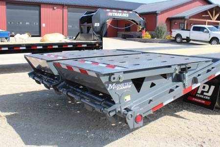 New 2026 PJ Trailers LD 28' Gooseneck Flatbed Trailer