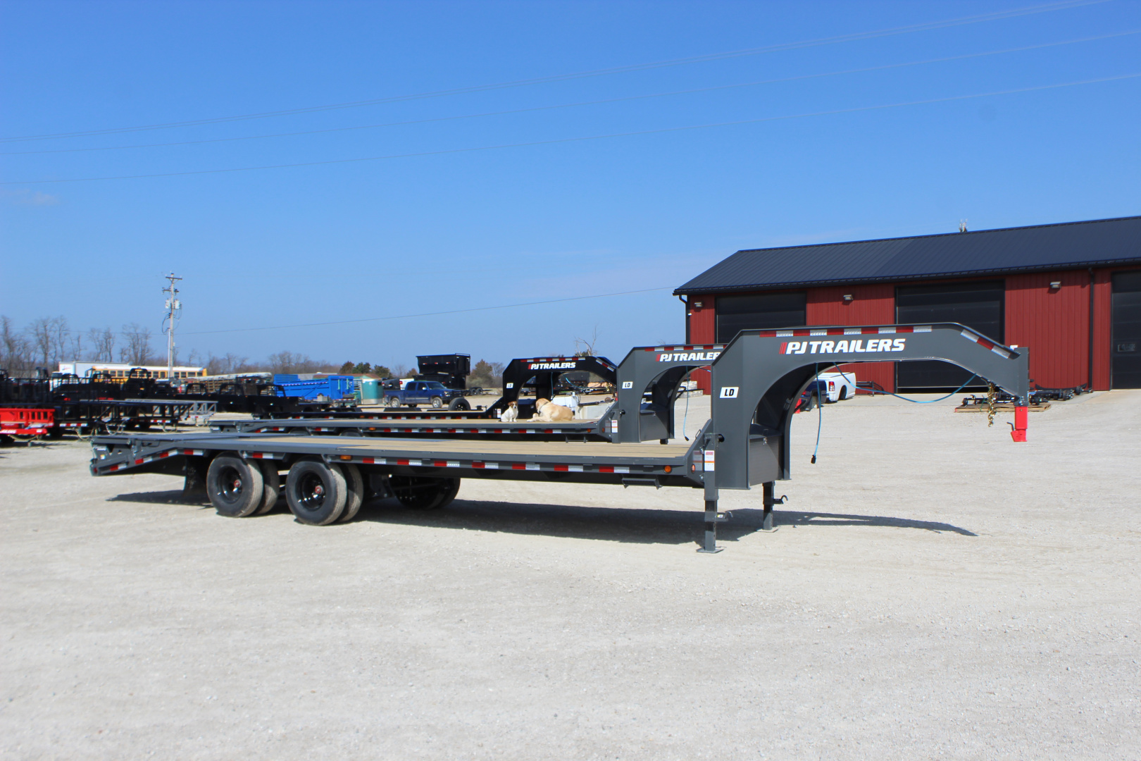 New 2026 PJ Trailers LD 26' Gooseneck Flatbed Trailer
