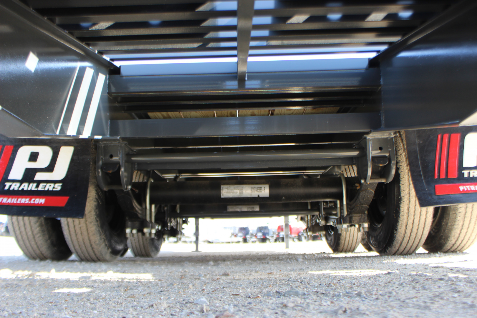 New 2026 PJ Trailers LD 26' Gooseneck Flatbed Trailer