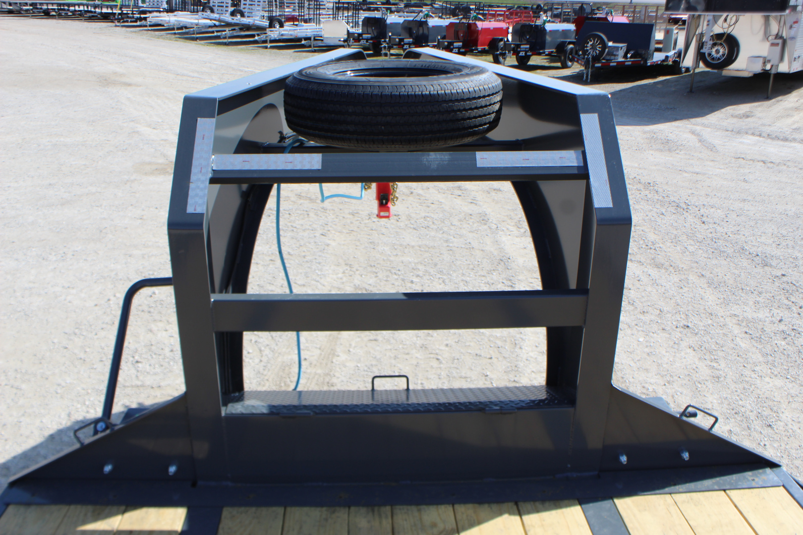 New 2026 PJ Trailers LD 26' Gooseneck Flatbed Trailer