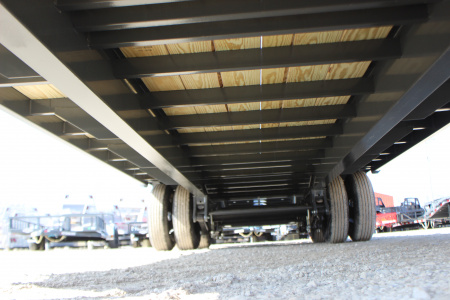 New 2026 PJ Trailers LD 26' Gooseneck Flatbed Trailer
