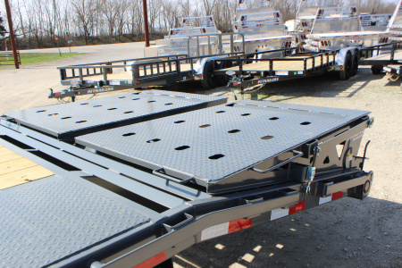 New 2026 PJ Trailers LD 26' Gooseneck Flatbed Trailer