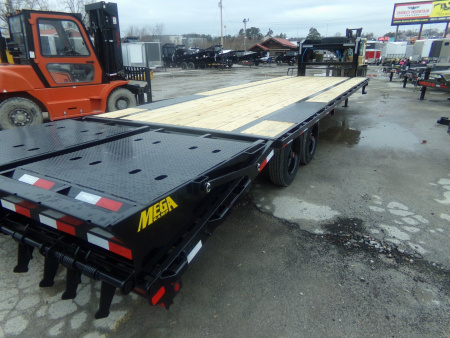 New 2026 Big Tex Trailers 16GN 20+5 W/ MEGA RAMPS Equipment Trailer