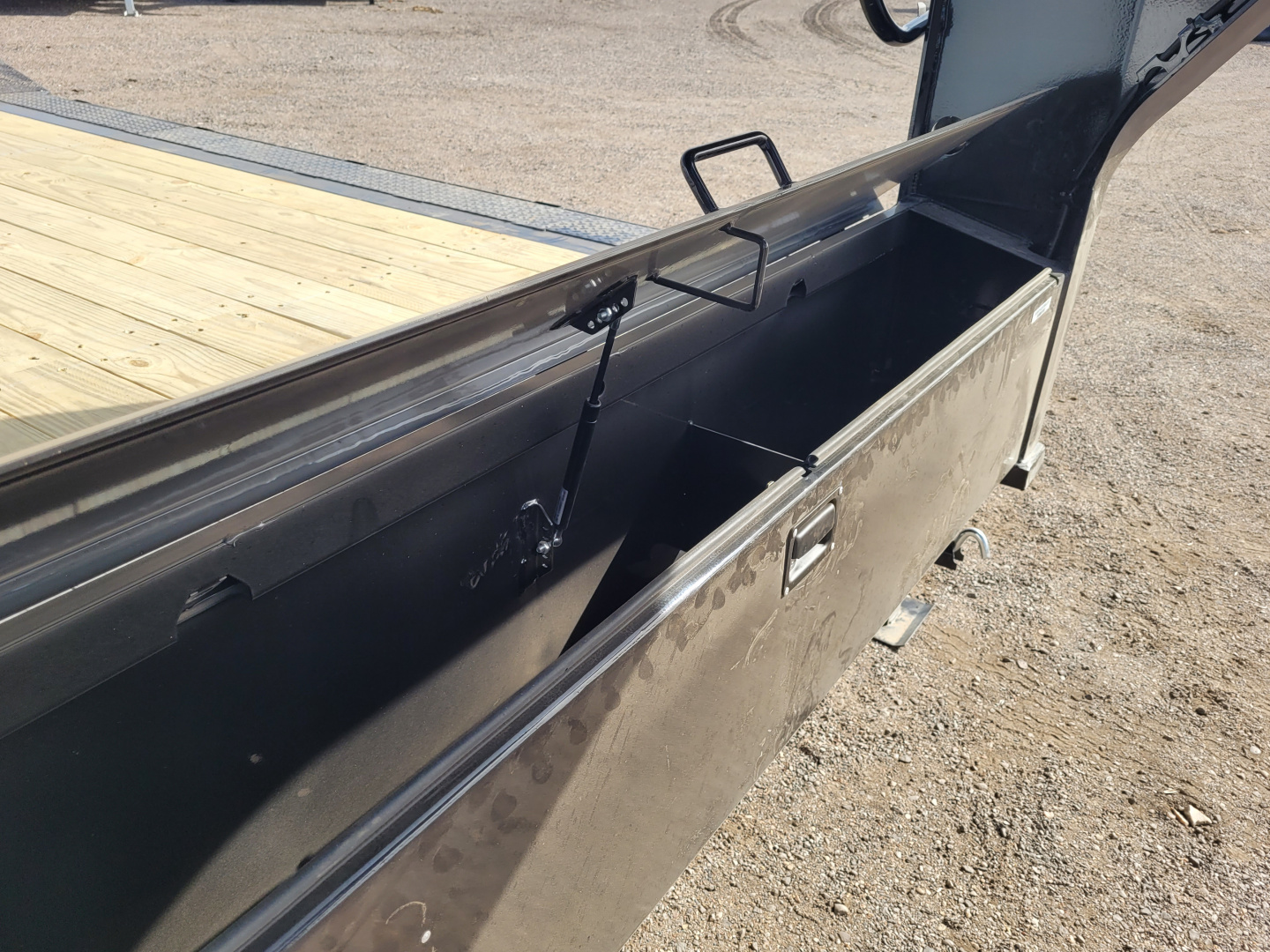 New 2026 Buckshot 102"x26' Gooseneck Equipment/Car Trailer W/8K Axles