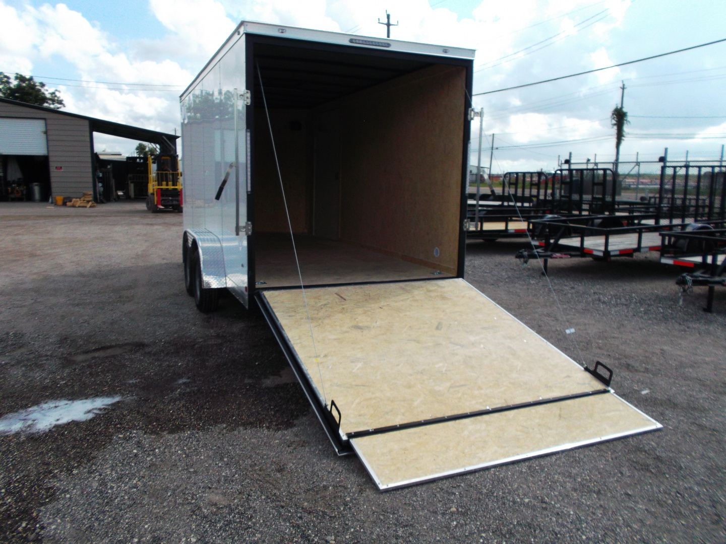 2026 Covered Wagon photo 4