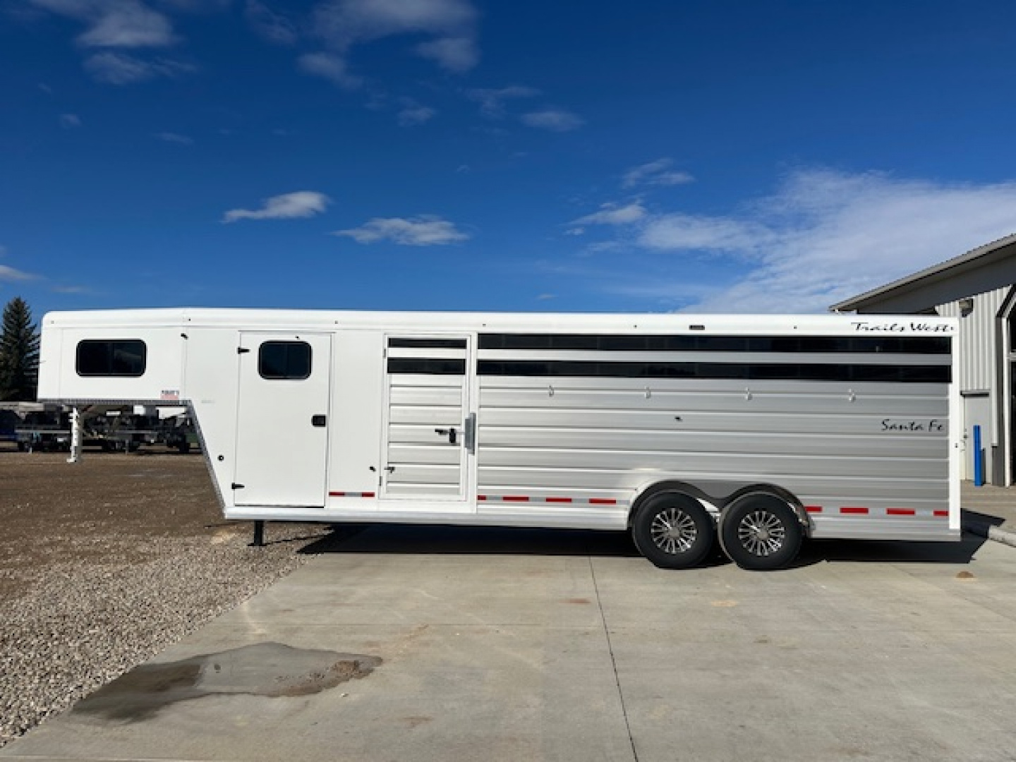 New 2026 Trails West 25' Stock/Combo