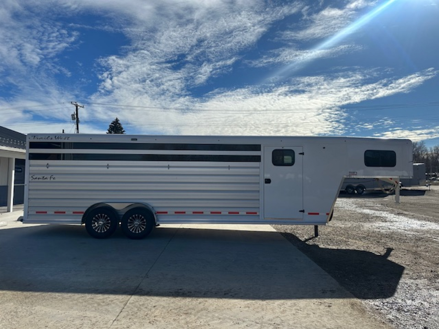 New 2026 Trails West 25' Stock/Combo