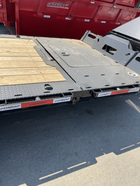 New 2026 Horizon Trailers ETZ22X83X22BP7K Equipment Trailer