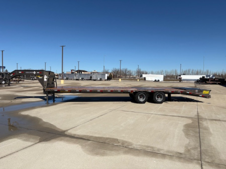 New 2026 Diamond T 32 ft Gooseneck Flatbed 24,000 GVWR