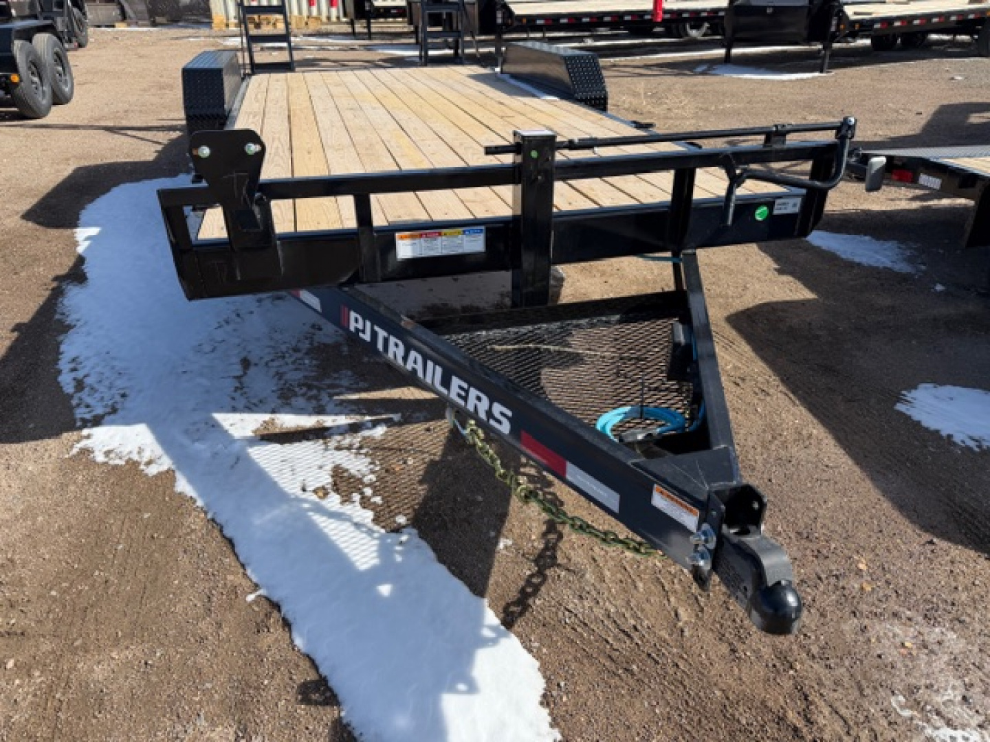 New 2026 PJ Trailers CC (18') Equipment Trailer 14K