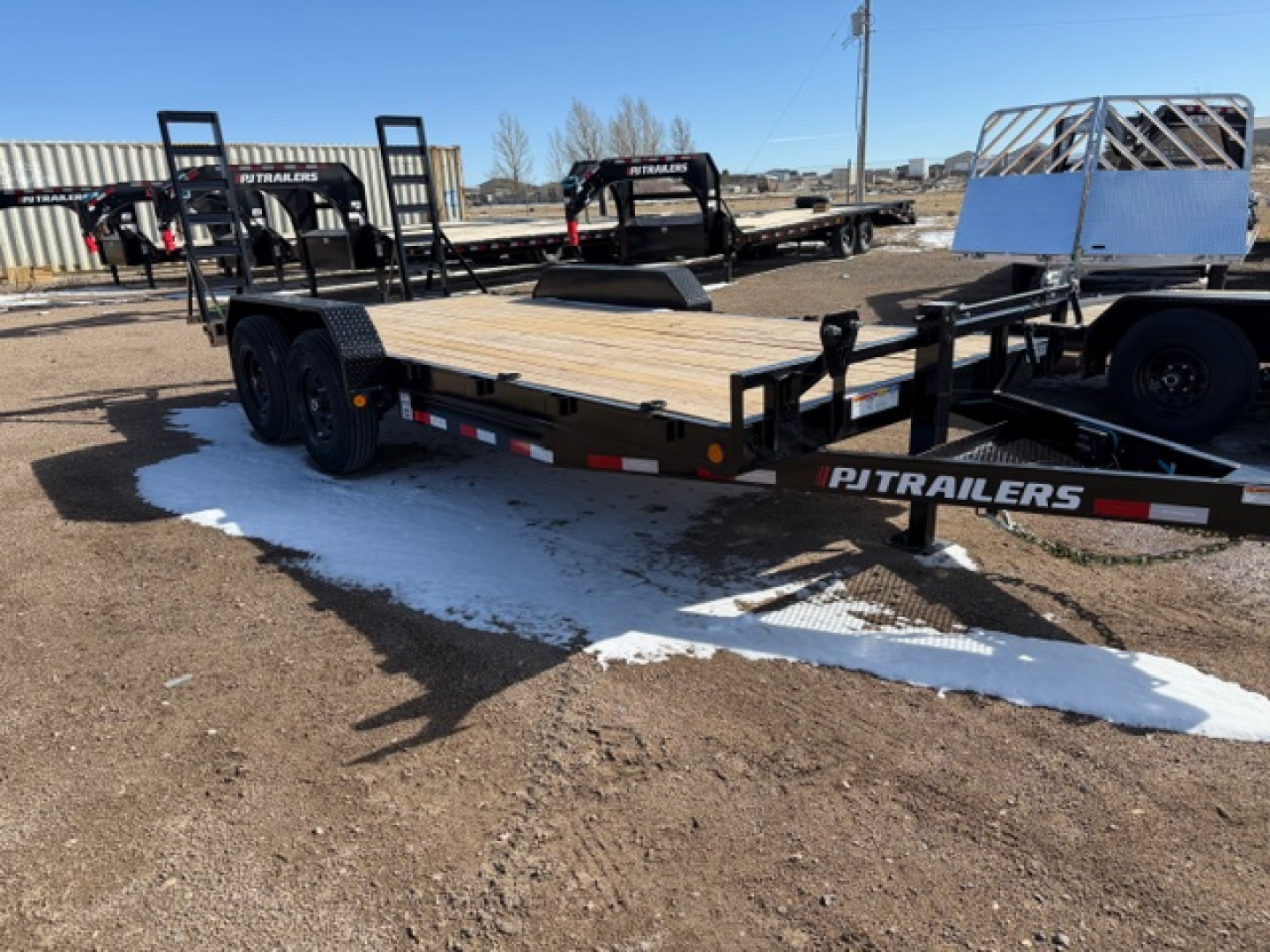 New 2026 PJ Trailers CC (20') Equipment Trailer 14K
