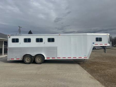 Used 1998 Featherlite 4 Horse Slant