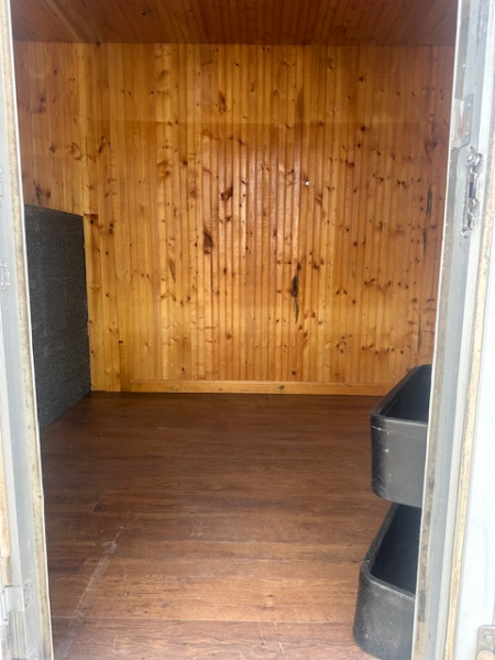 Used 1998 Featherlite 4 Horse Slant