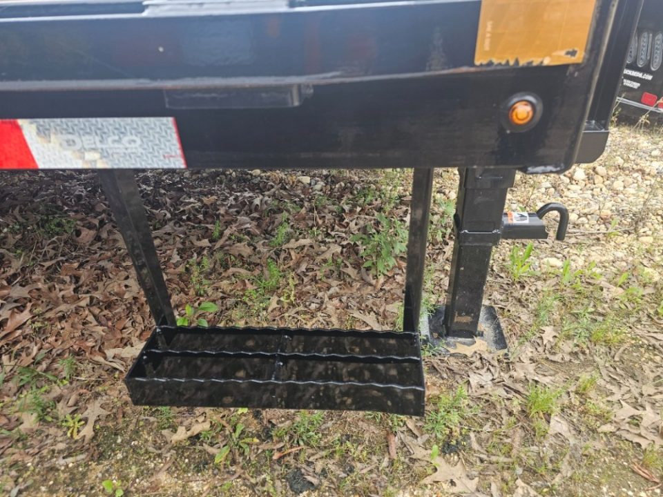 New 2026 Delco Trailers FD36RA2ES5K