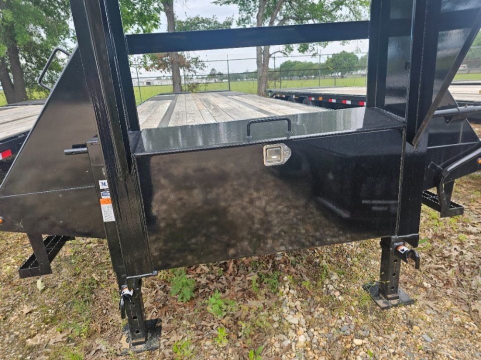 New 2026 Delco Trailers FD36RA2ES5K