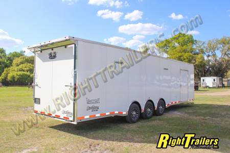 New 2026 8.5X32 Vintage Trailers RACE TRAILER