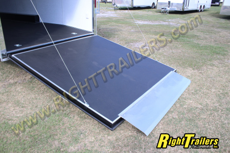 New 2026 8.5X32 Vintage Trailers RACE TRAILER