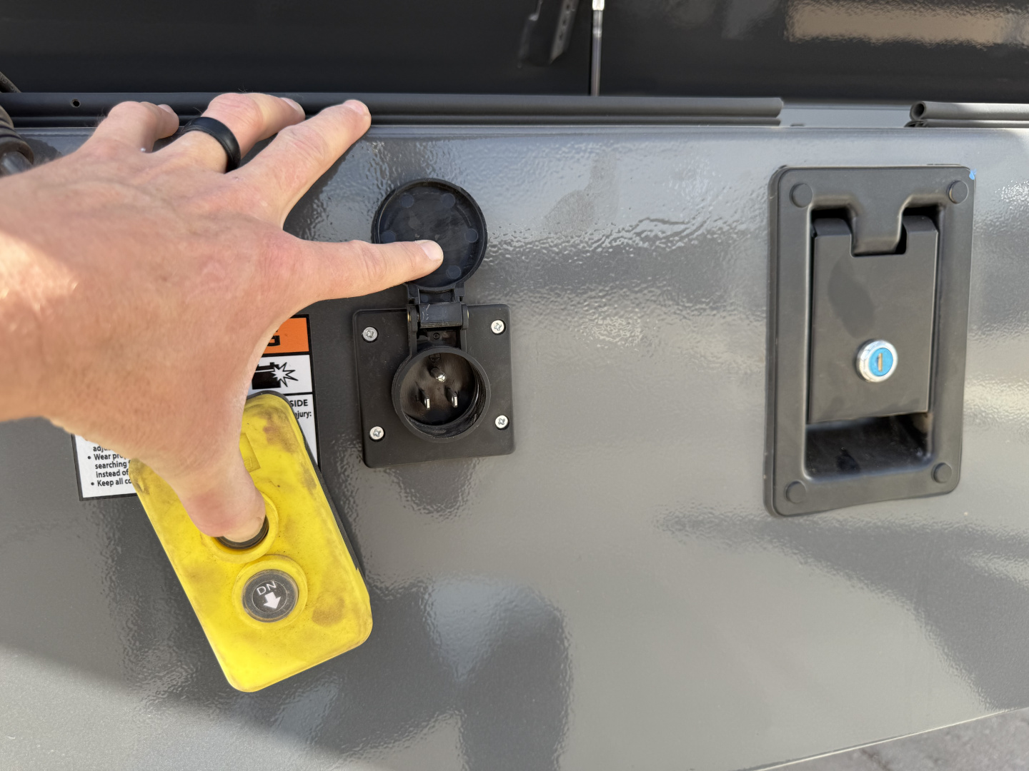 New 2027 Buckshot MFG GTI216 16' X 83" X 24" Dump Trailer