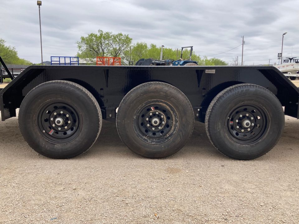 New 2026 Load Trail CH 83" x 22' Triple Axle I-Beam Frame Equipment Trailer