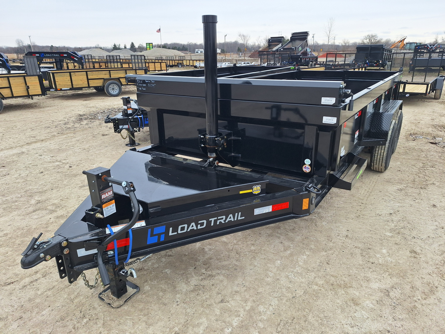 2026 LOAD TRAIL 83X16 14K TELESCOPIC DUMP TRAILER