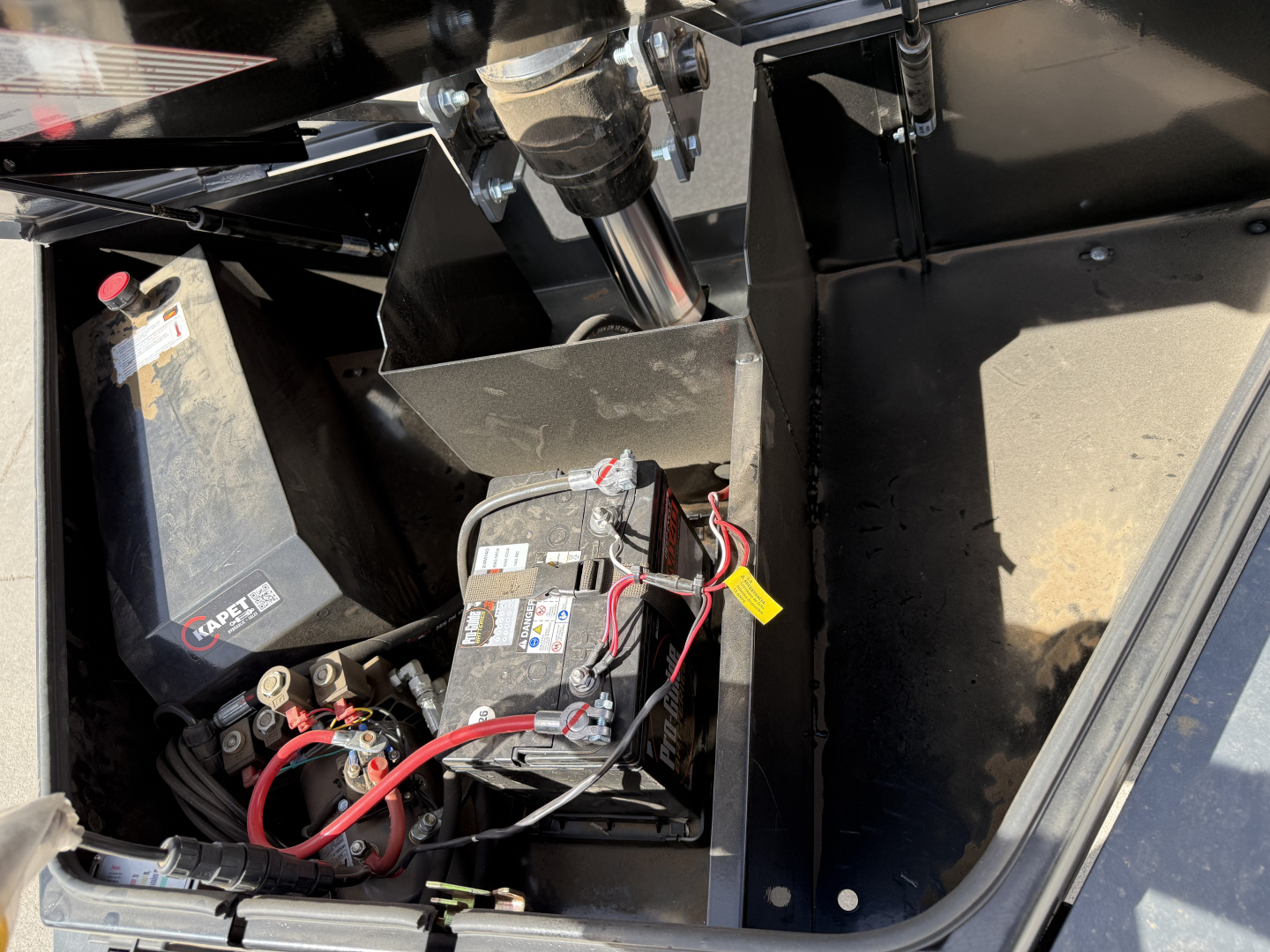 New 2026 Buckshot MFG TLP216 2 8K Axles, Hydraulic Jack, Dump Trailer