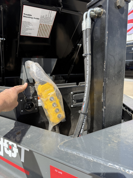 New 2026 Buckshot MFG TLP216 2 8K Axles, Hydraulic Jack, Dump Trailer