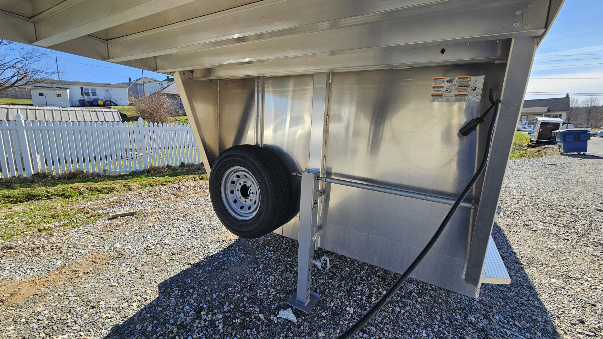 New 2026 Featherlite Trailers GOOSENECK 8127 7X20TA Stock / Stock Combo Trailer
