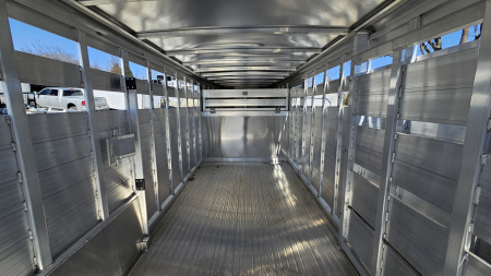 New 2026 Featherlite Trailers GOOSENECK 8127 7X20TA Stock / Stock Combo Trailer