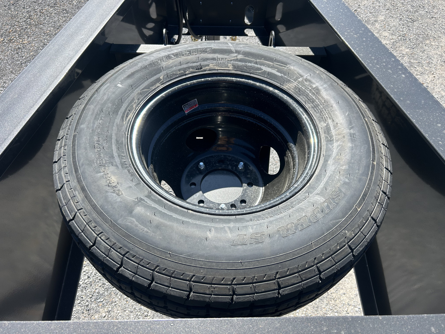 New 2026 MAXXD Gooseneck Flatbed Trailer | 102" x 30' 25K GVWR