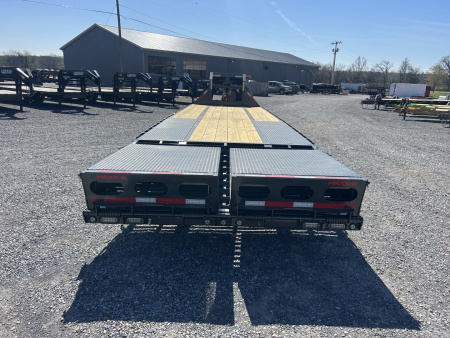 New 2026 MAXXD Gooseneck Flatbed Trailer | 102" x 30' 25K GVWR