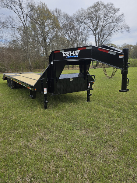 New 2026 Top Hat 102 X30' Gooseneck, 2 Jumbo Ramps Flatbed Trailer