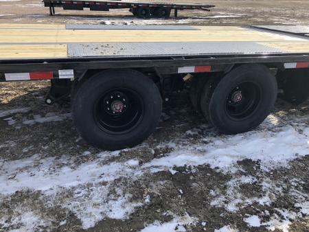 New 2026 PJ Trailers LD36GN Flatbed Trailer
