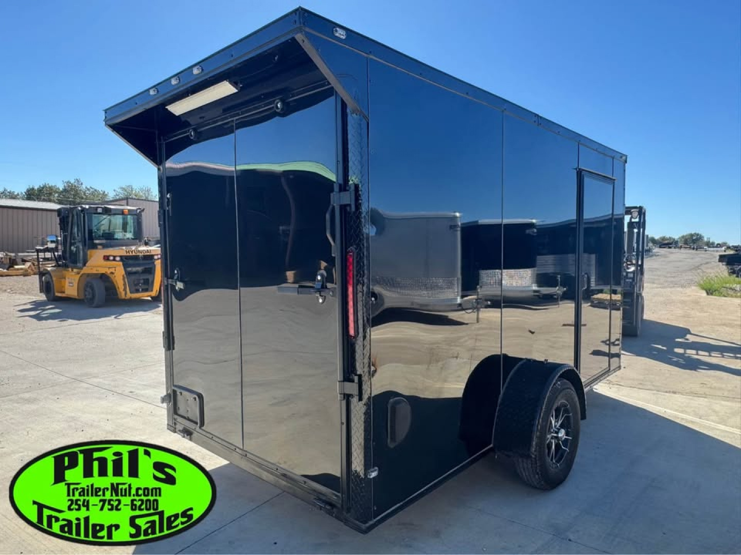 New 6X12 Cargo / Enclosed Trailer UPGRADED .080 SCREWLESS EXTERIOR, REAR WING, ALUMINUM WHEELS & BRAKE AXLE!