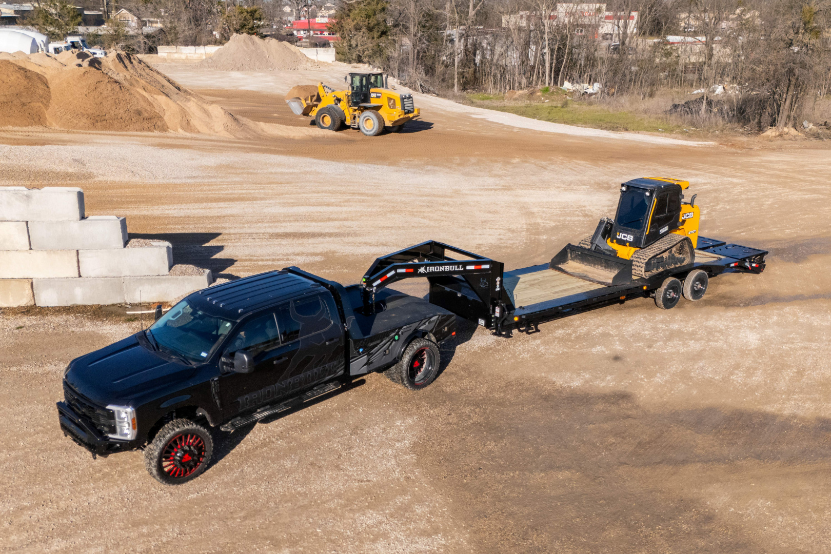 New 2026 Iron Bull 102X26 GOOSENECK Equipment Trailer 10K AXLES DRIVE OVER FENDERS & RAMPAGE RAMPS