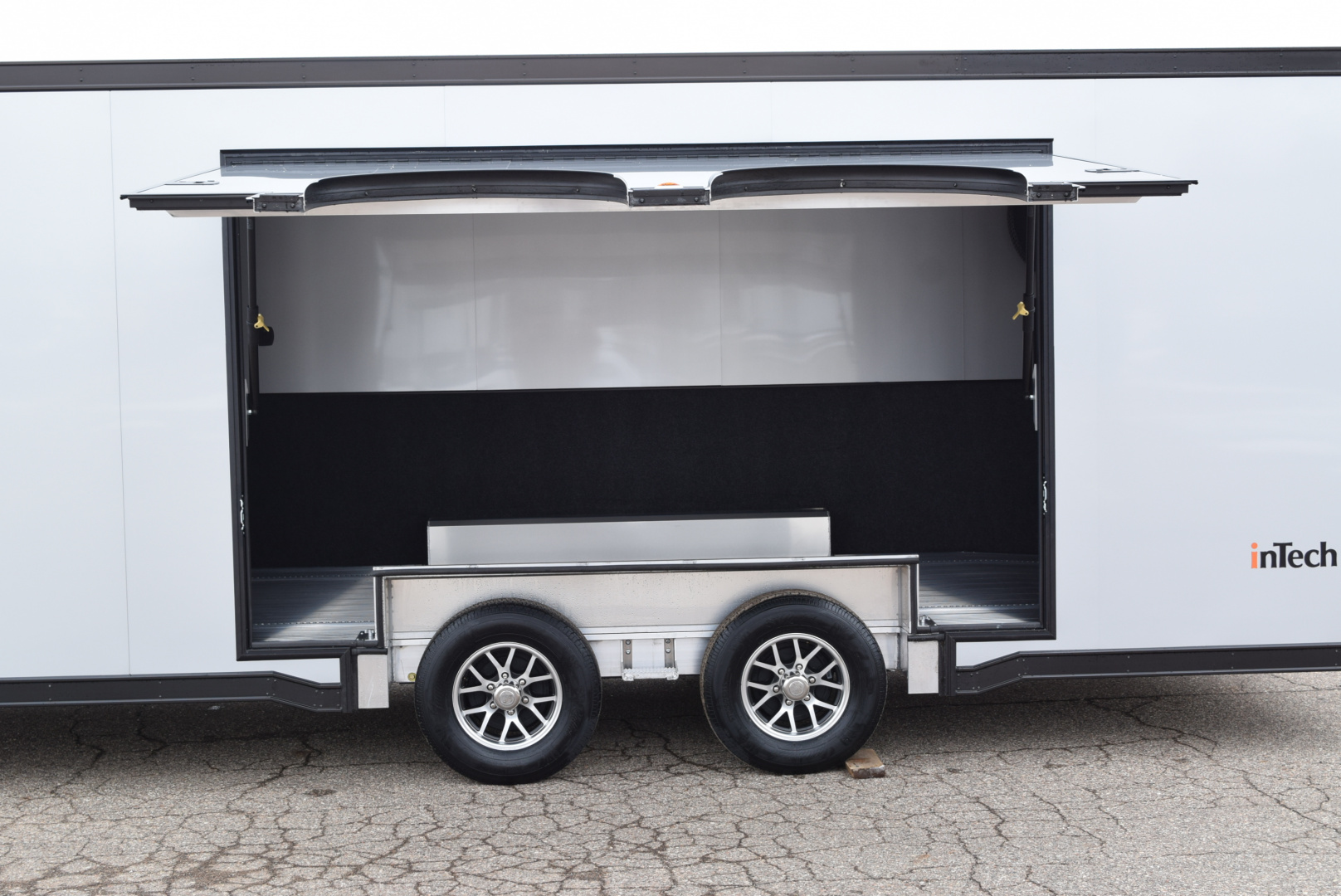 New INTECH 8.5x24 LITE SERIES ALL ALUMINUM RACE HAULER
