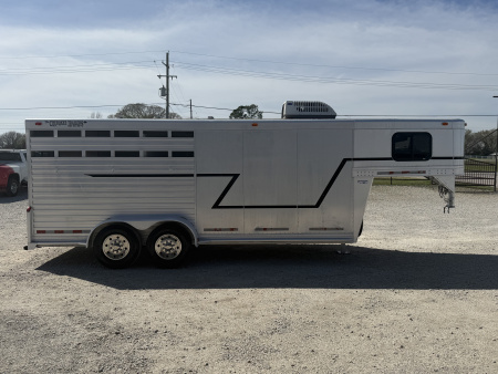 Used 2000 Cherokee 3 Horse Gooseneck Horse Trailer