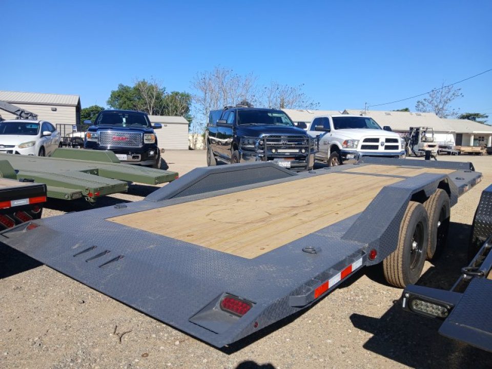 New 2026 Iron Bull TWB Tilt Trailer