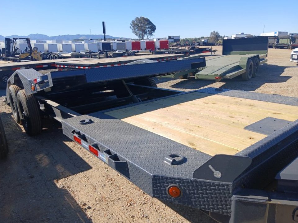 New 2026 Iron Bull TWB Tilt Trailer
