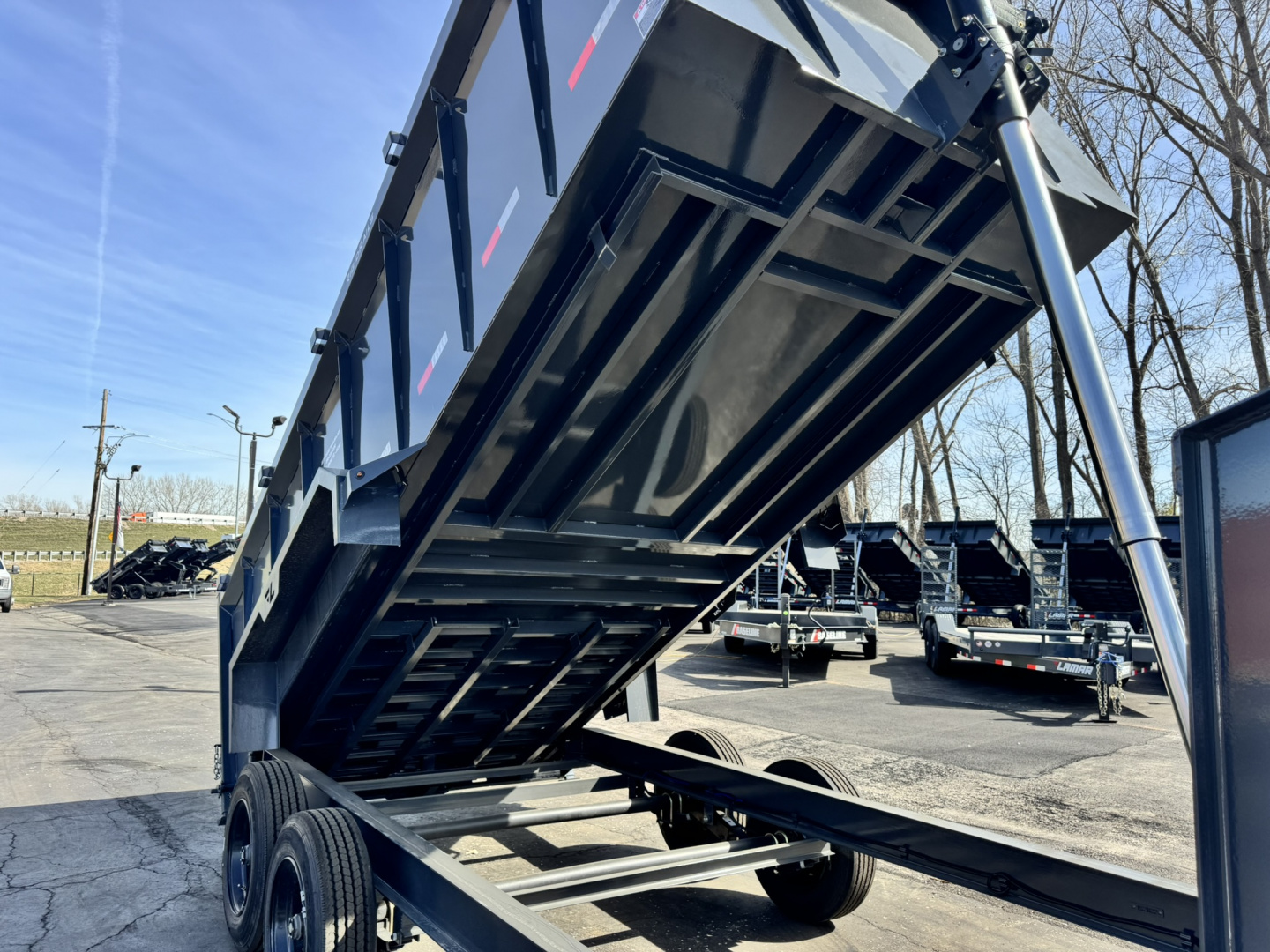 New 2026 Lamar Trailers 83"x16'-14k Gooseneck Dump Trailer
