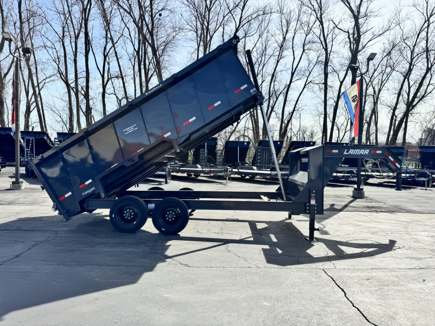 New 2026 Lamar Trailers 83"x16'-14k Gooseneck Dump Trailer