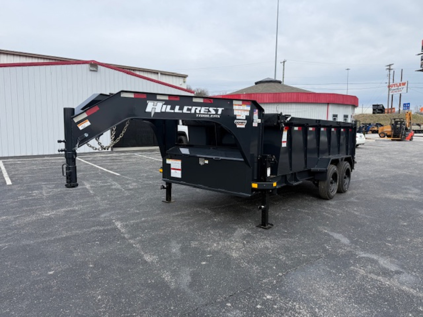 New Hillcrest Dump 7x14 GN 40" 17.6K W/ Upgraded HD Ramps