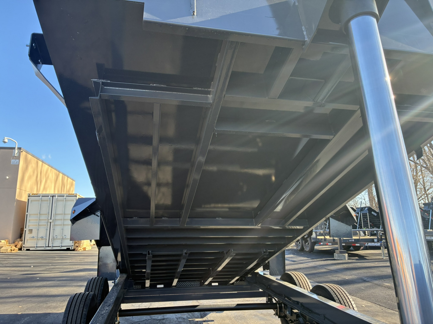 New 2026 Lamar Trailers 83"x16'-14k Telescopic Dump Trailer